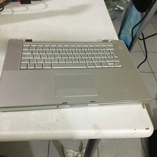 Apple macbook pro usato  Piedimonte Etneo