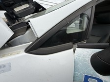 2011-2019 FORD FIESTA SEDÃ DIANTEIRO ESQUERDO DO LADO DO MOTORISTA QUARTO JANELA DE VENTILAÇÃO VIDRO FABRICANTE DE EQUIPAMENTO ORIGINAL comprar usado  Enviando para Brazil