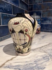 Moorcroft white rose for sale Moorcroft white rose for sale  SOWERBY BRIDGE