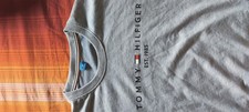 tommy hilfiger t shirt usato  Due Carrare