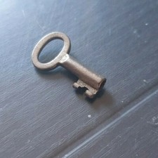 Ancienne petite clé d'occasion  Fagnières