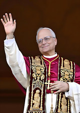 Papa leone xiv usato  Genova