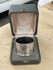 Ancien rond serviette d'occasion  Gouvieux