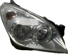 Fanale anteriore destro usato Fanale anteriore destro usato  Italia