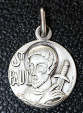 Belle médaille religieuse d'occasion  Houilles