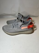 Usado, Usado - Tamanho 7 - Lanterna traseira Adidas Yeezy Boost 350 V2 - FX9017 comprar usado  Enviando para Brazil
