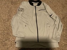 Jaqueta masculina Oregon Ducks basquete EQUIPE EMITIDA Nike 2017 FINAL FOUR 4 GG usada comprar usado  Enviando para Brazil