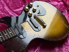 Chitarra elettrica vintage usato  Spedire a Italy
