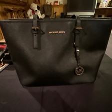 Michael kors shoulder for sale  Middletown