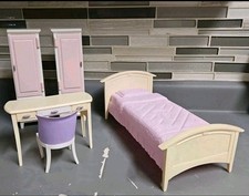 Usado, Mattel 2002 Barbie Living In Style conjunto de quarto rosa cômoda cadeira de mesa comprar usado  Enviando para Brazil