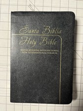 Santa Biblia Bilingual Holy Bible NIV NVI English And Spanish Parallel 10894, usado comprar usado  Enviando para Brazil