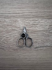 Petit ciseau coupe d'occasion Petit ciseau coupe d'occasion  Raismes