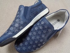 Ladies size pavers for sale  COALVILLE