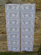 French pair white d'occasion  Combeaufontaine