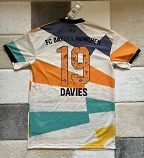 Cuarta Camisa/Camiseta Oficial Davies 19 Adidas Bayern Munich 22/23. Mediano, usado segunda mano  Embacar hacia Argentina