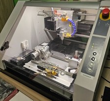 Fresatrice cnc desktop usato  Milano