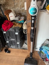 Bosch aspirateur balai d'occasion  Languidic