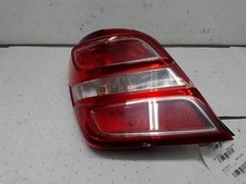 Lanterna traseira esquerda do motorista de 2017 Chevrolet Sonic Sedan 10903350 comprar usado  Enviando para Brazil