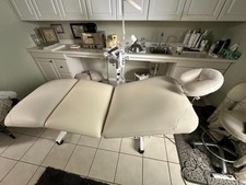 Silhouet tone laguna for sale  Middletown