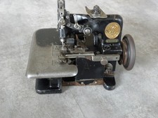 Antique sewing machine d'occasion  Wasselonne