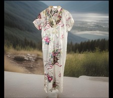 Asian womens short d'occasion  Expédié en Belgium