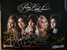 PRETTY LITTLE LIARS 8.5/11 ASSINADO POR 5 MEMBROS DO ELENCO PRINCIPAL com certificado de autenticidade comprar usado  Enviando para Brazil