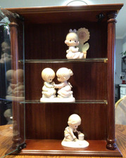 Wood curio cabinet. for sale  Fort Wayne