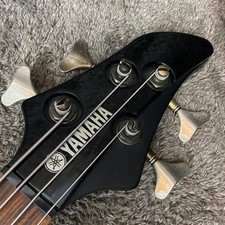 Baixo elétrico YAMAHA RBX-374 usado com estojo macio, aparência desgastada comprar usado  Enviando para Brazil