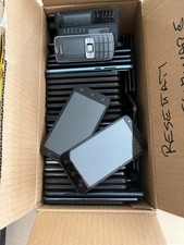 Stock telefoni cellulari usato  Trento