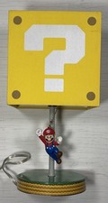 Luminária de mesa Nintendo Super Mario Bros 14" bloco de perguntas luz noturna comprar usado  Enviando para Brazil