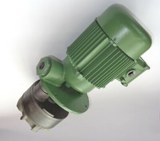 Kühlmittelpumpe 6096 9224 gebraucht kaufen  Geretsried