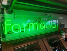 Insegna neon vetro usato  Milano