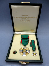 Completo cavaliere omri usato  Albenga