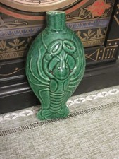 Usado, Garrafa de cerâmica vintage feita à mão lagosta - cor verde escuro comprar usado  Enviando para Brazil