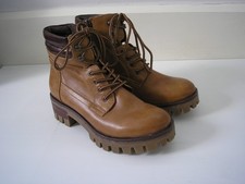 tamaris for sale  SOUTHPORT