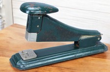 Old stapler made d'occasion  Expédié en Belgium