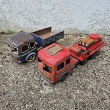 Lot camions cargo d'occasion  Saint-Germain-du-Puy