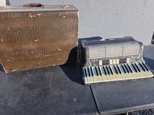 Hohner tango iii d'occasion  Expédié en Belgium
