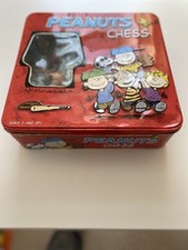 Peanuts chess set for sale  LONDON