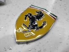 Logo badge ferrari usato  Massa di Somma