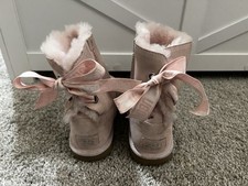 Ugg girls size for sale  North Las Vegas