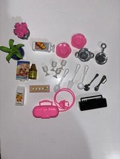 Barbie lotto accessori usato  Roma