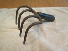Tine hand cultivator for sale  Crystal Lake