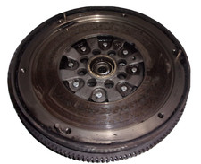 Volant moteur mercedes d'occasion Volant moteur mercedes d'occasion  Mainvilliers