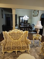 Queen anne living for sale  Pelham