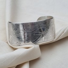 élégant bracelet manchette d'occasion  Outarville
