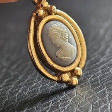 Petit médaillon style d'occasion  Toulouse-