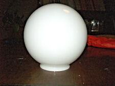 Globe opaline blanche d'occasion  Champigneulles