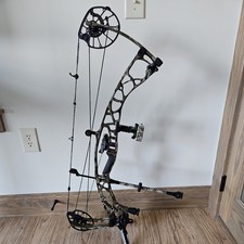 Hoyt alpha 33...lh for sale  Kansas City