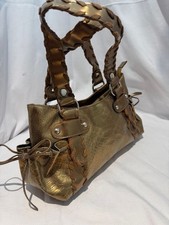 Usado, Bolsa tote THE STONE dourada metálica couro falso cobra alças trançadas comprar usado Usado, Bolsa tote THE STONE dourada metálica couro falso cobra alças trançadas comprar usado  Enviando para Brazil